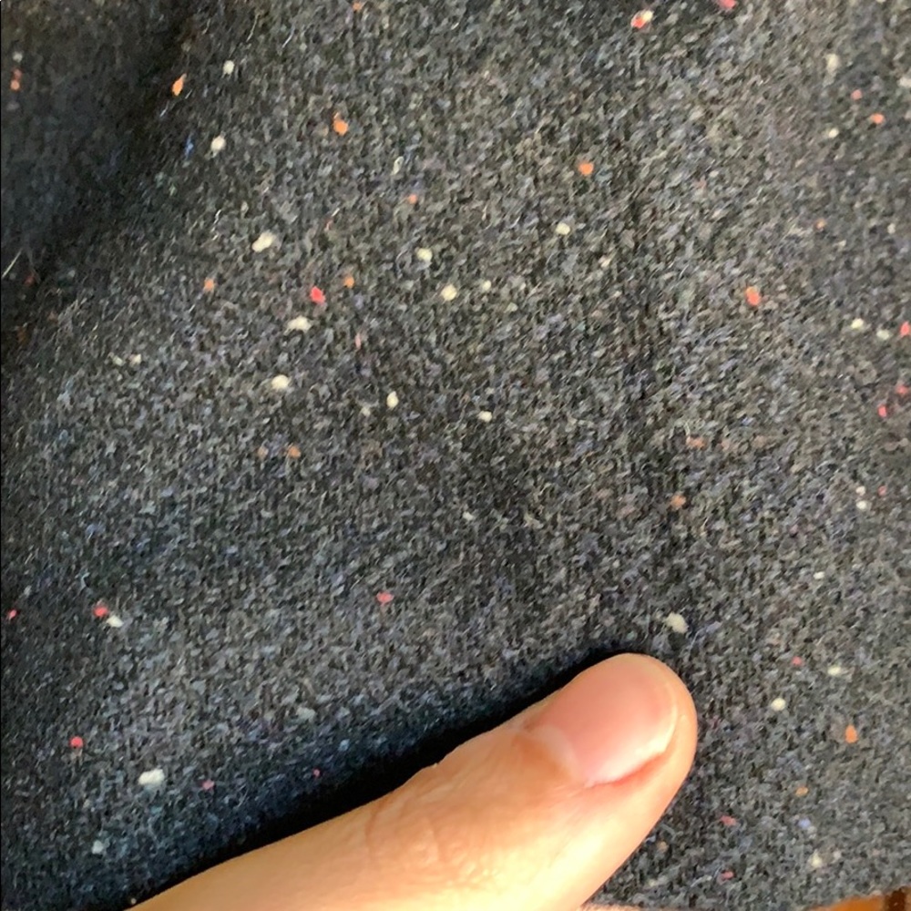Banana Republic wool skirt - Picture 4 of 8